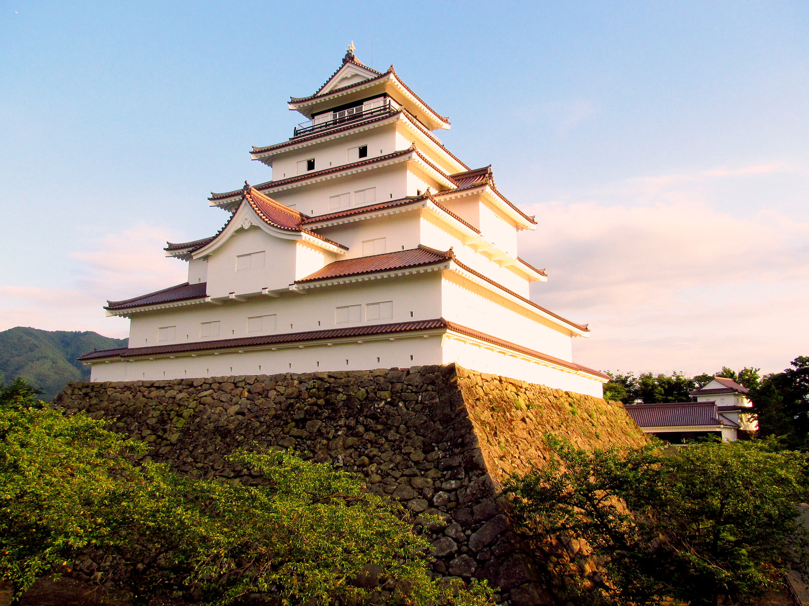 游览 鹤城天守阁 samurai city aizuwakamatsu